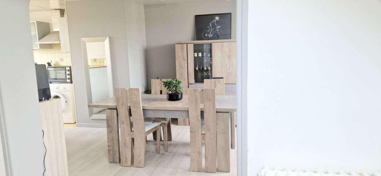 Apartamento Le Trinidad Troyes Exterior foto