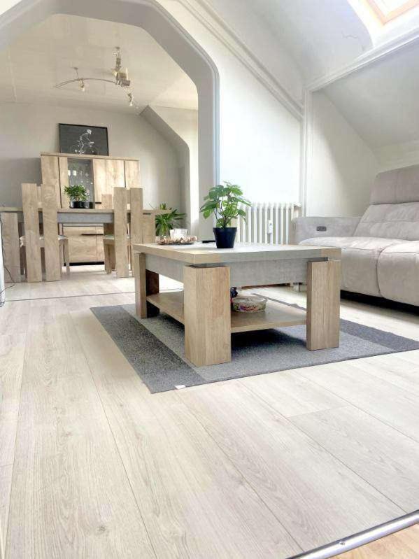 Apartamento Le Trinidad Troyes Exterior foto